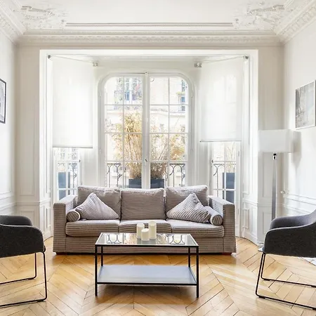 Luxury Living In Passy * Paris