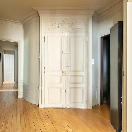 Luxury Living In Passy * Parigi