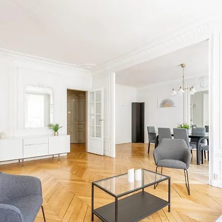 Luxury Living In Passy Apartment