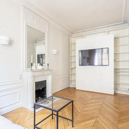 Luxury Living In Passy * Paris